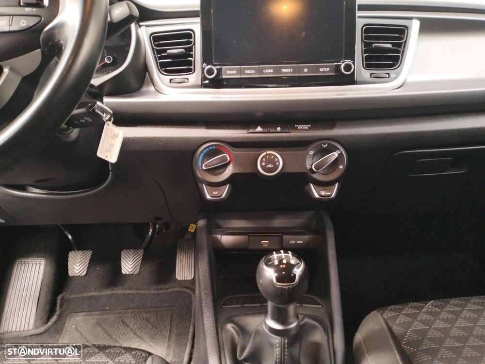 Kia Rio 1.2 CVVT Dynamic - 11