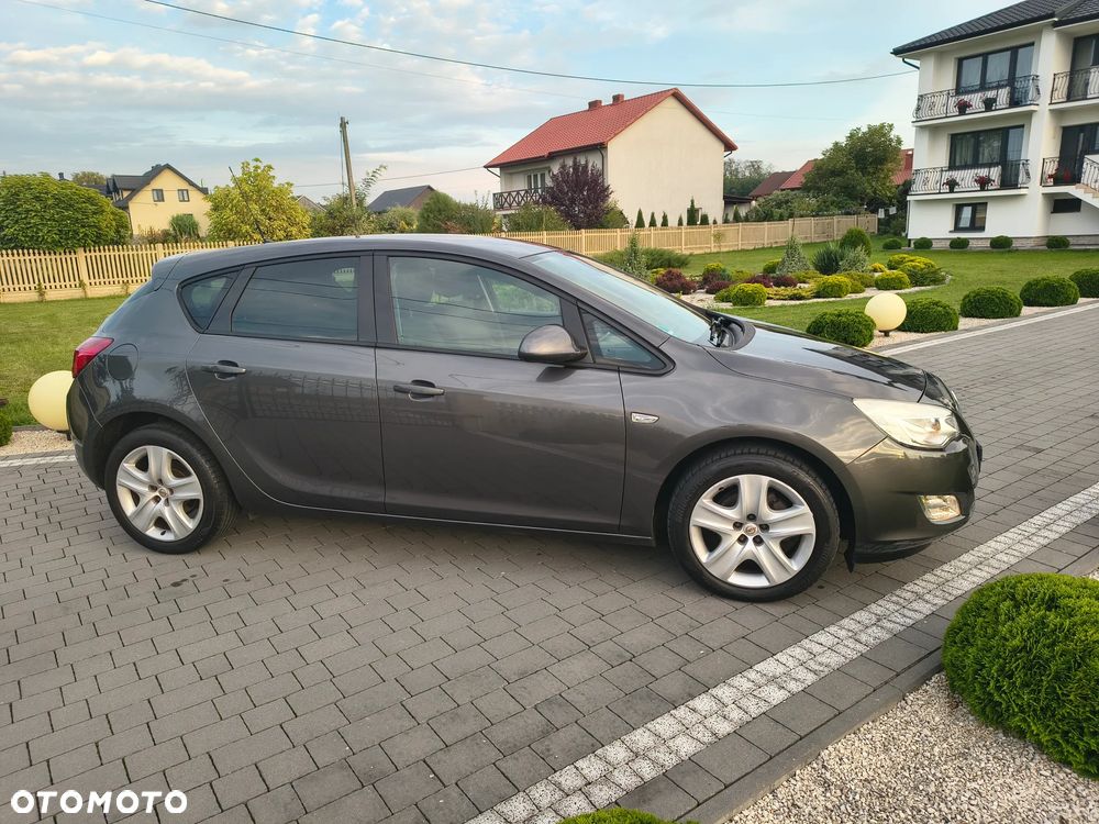 Opel Astra 1.4 Turbo - 5