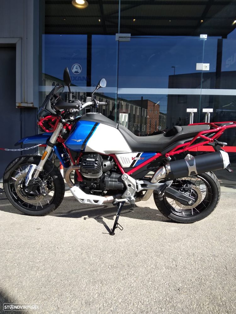 Moto Guzzi V85 EVOCATIVE - 2