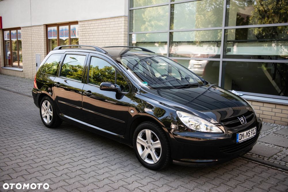 Peugeot 307 110 Grand Filou - 10