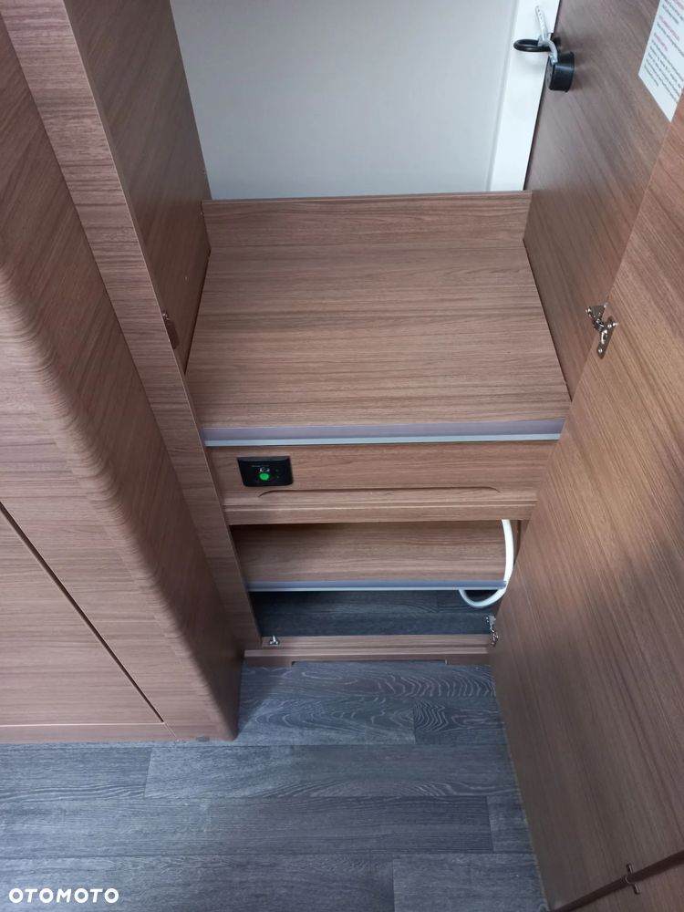 KNAUS Sport 400 LK, Piętrowe łóżko - 19