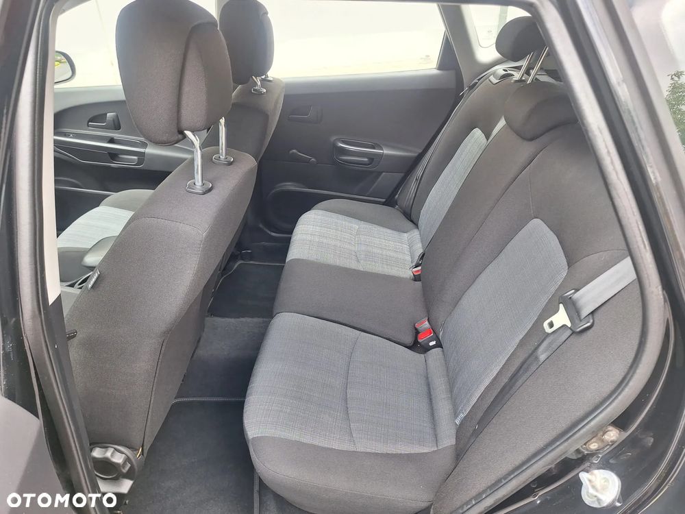 Kia Ceed 1.4 Comfort - 27