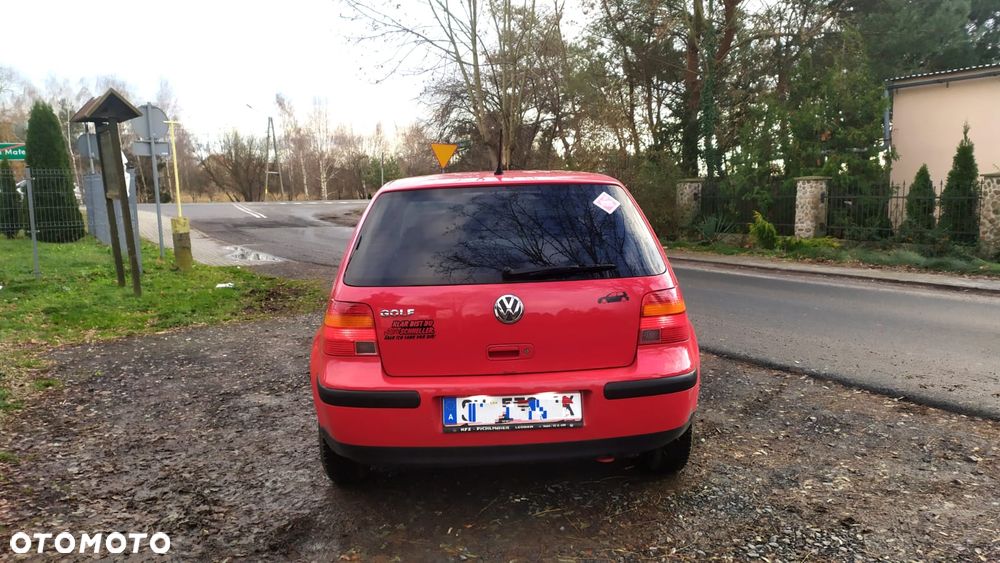 Volkswagen Golf 1.6 Basis - 3