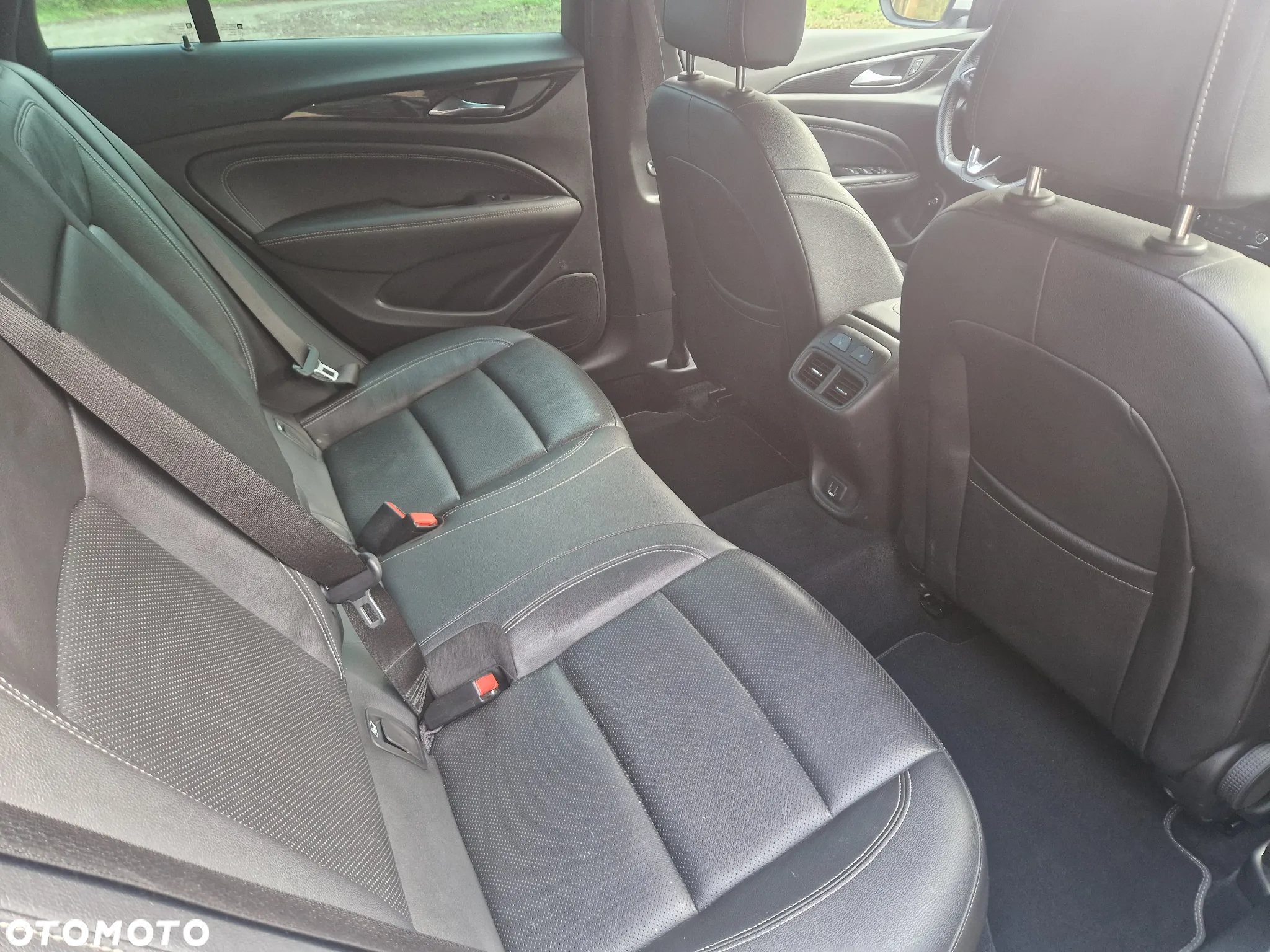 Opel Insignia 2.0 CDTI Exclusive S&S - 17