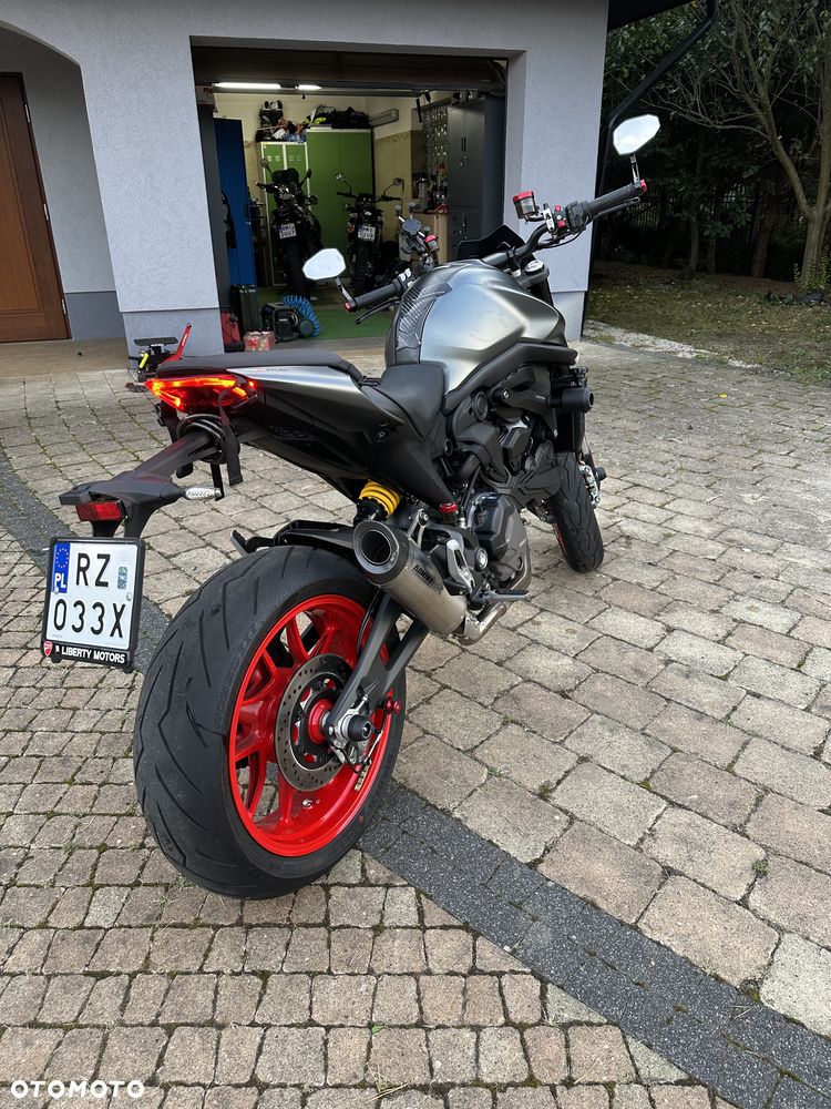 Ducati Monster - 2