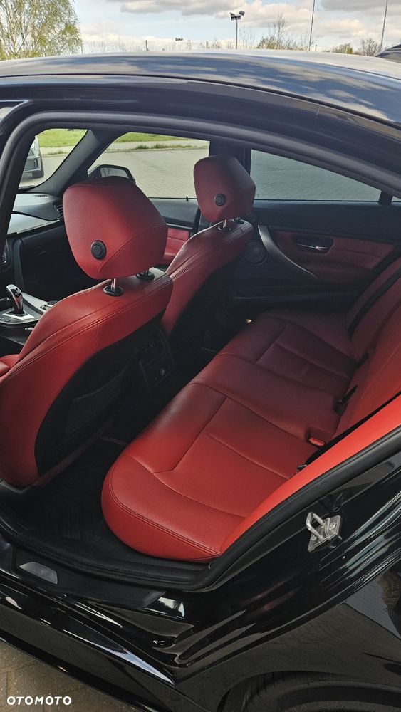 BMW Seria 3 335i xDrive Edition Sport - 29