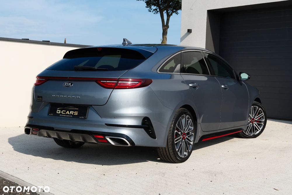 Kia ProCeed 1.6 T-GDI GT DCT - 17
