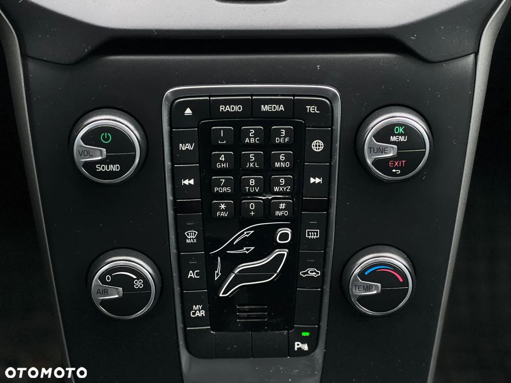 Volvo V40 - 20