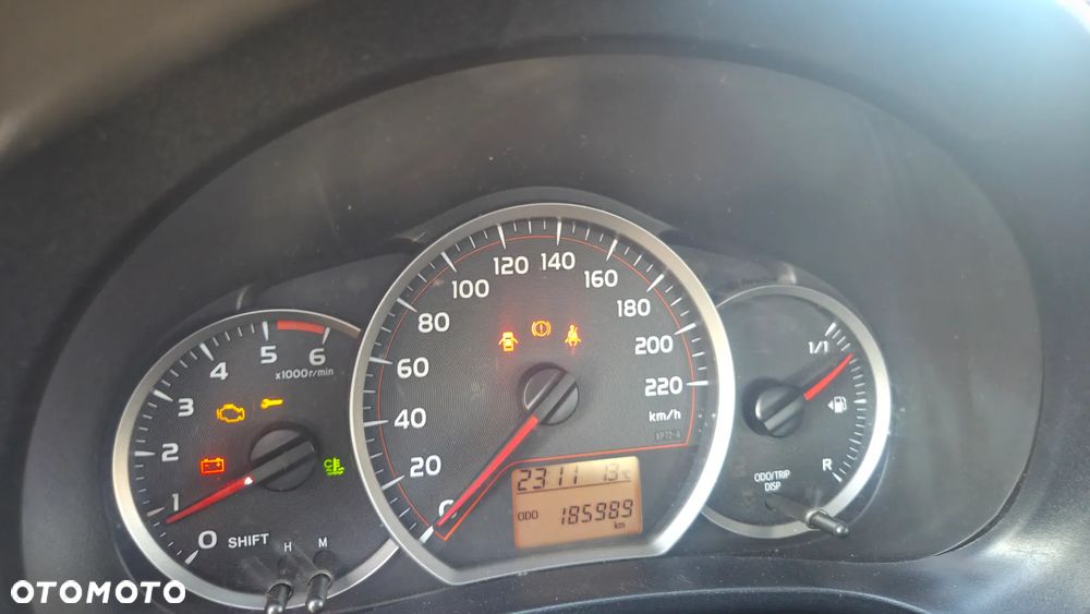 Toyota Yaris - 16