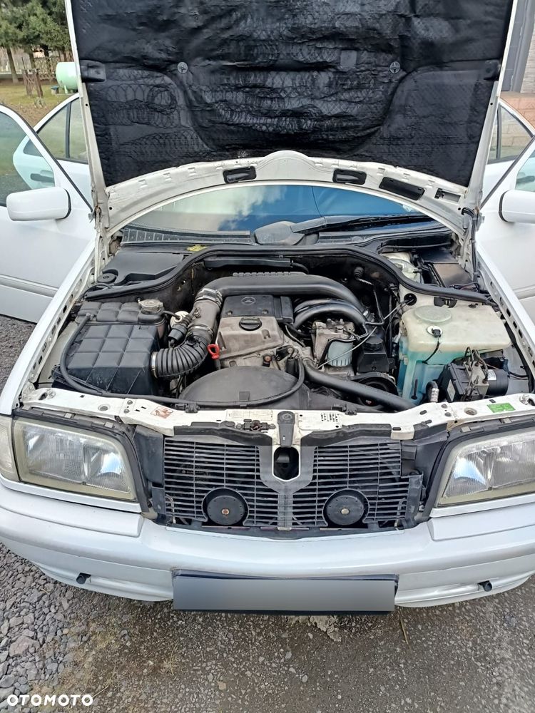 Mercedes-Benz Klasa C 220 D Classic - 9