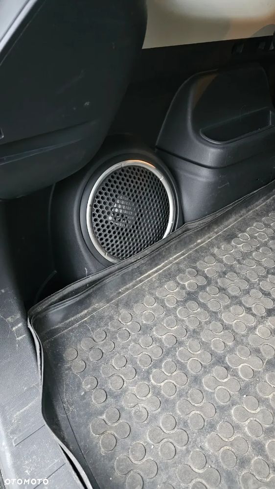 Mitsubishi Outlander PHEV Instyle NAVI + - 21