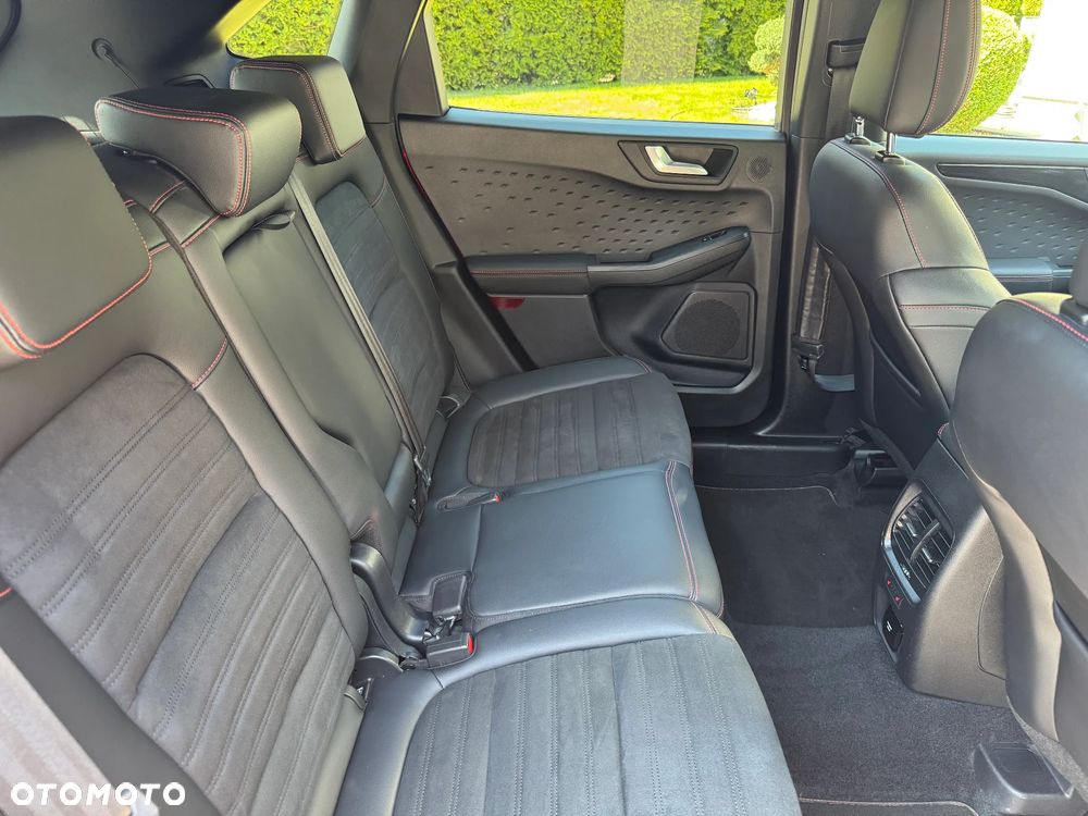 Ford Kuga 1.5 EcoBoost FWD ST-Line X - 11