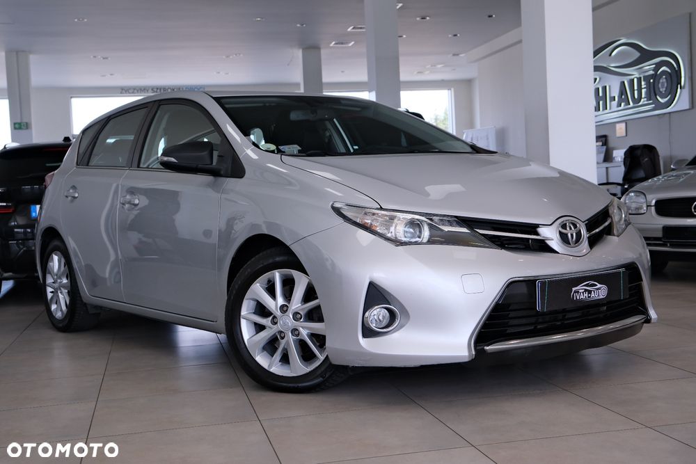 Toyota Auris - 2