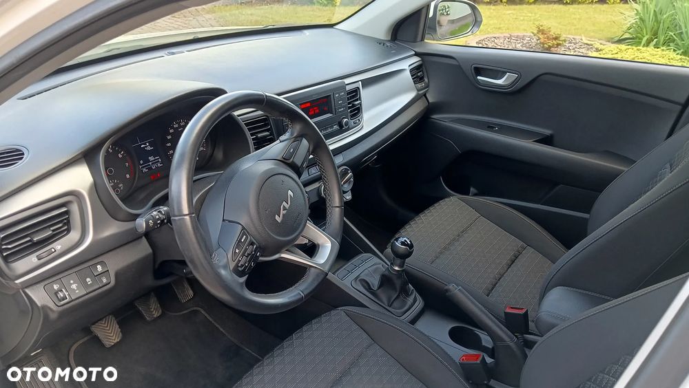 Kia Rio 1.2 Edition 7 - 12