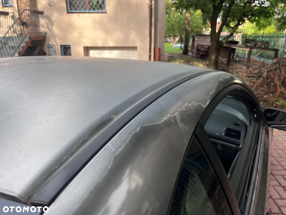 Honda Civic 1.8 LX Coupe - 11