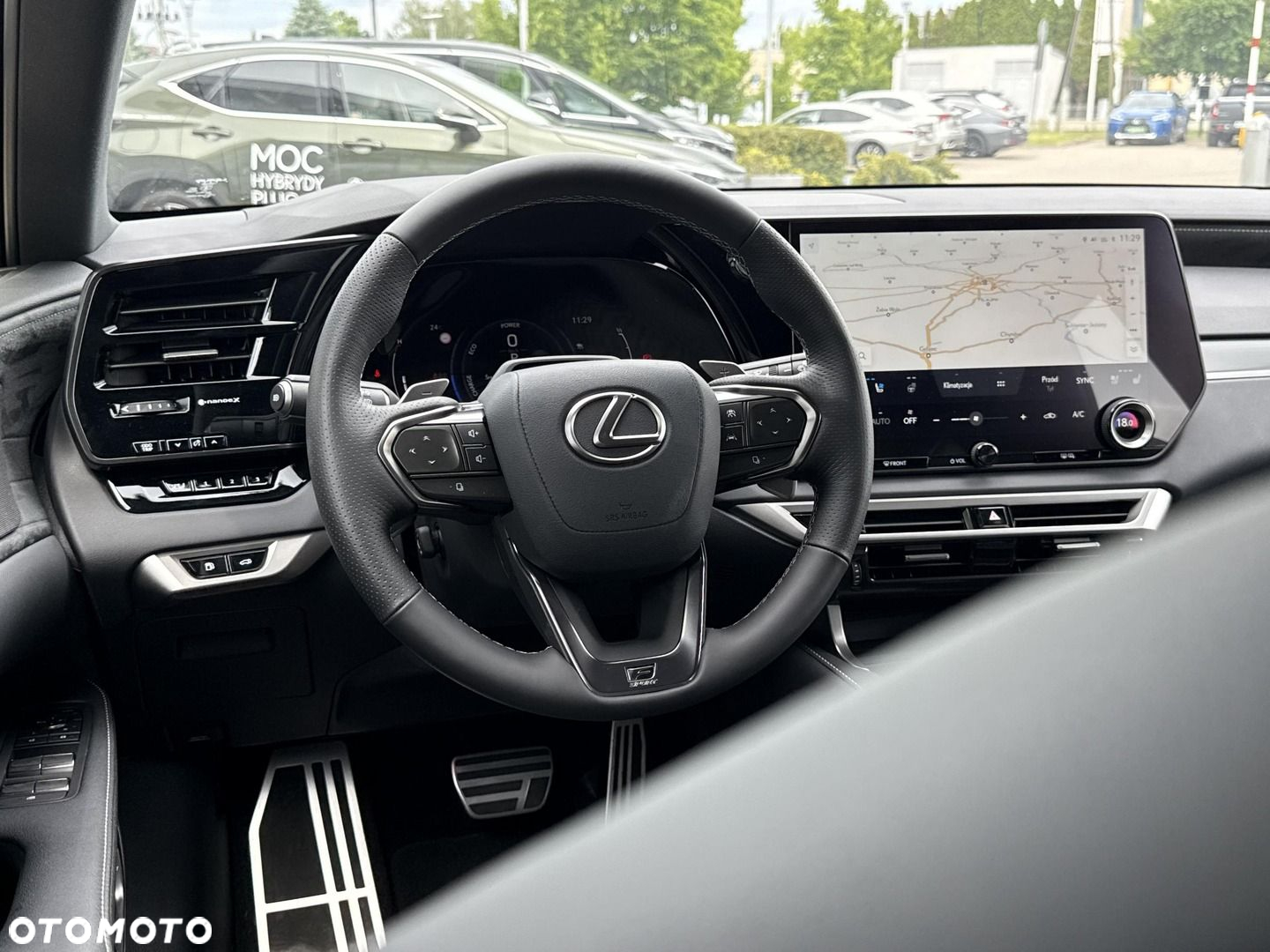 Lexus RX - 24