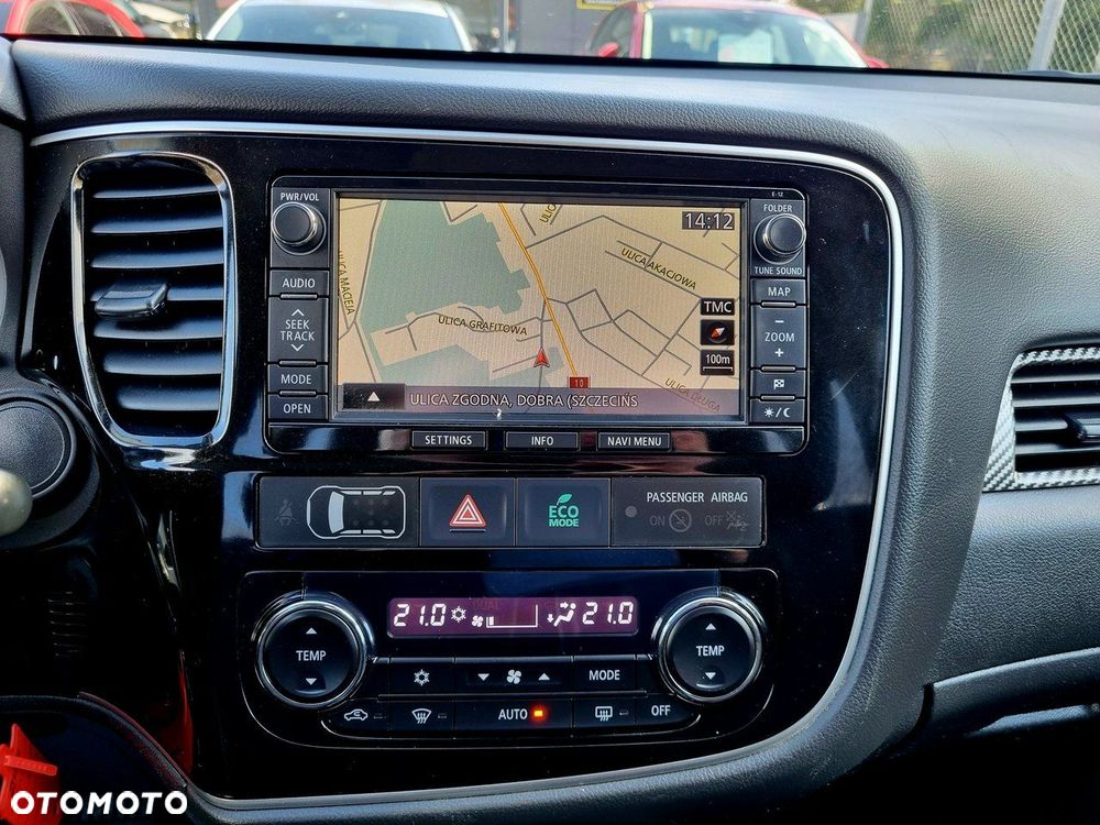 Mitsubishi Outlander 2.0 Intense 4WD CVT - 18