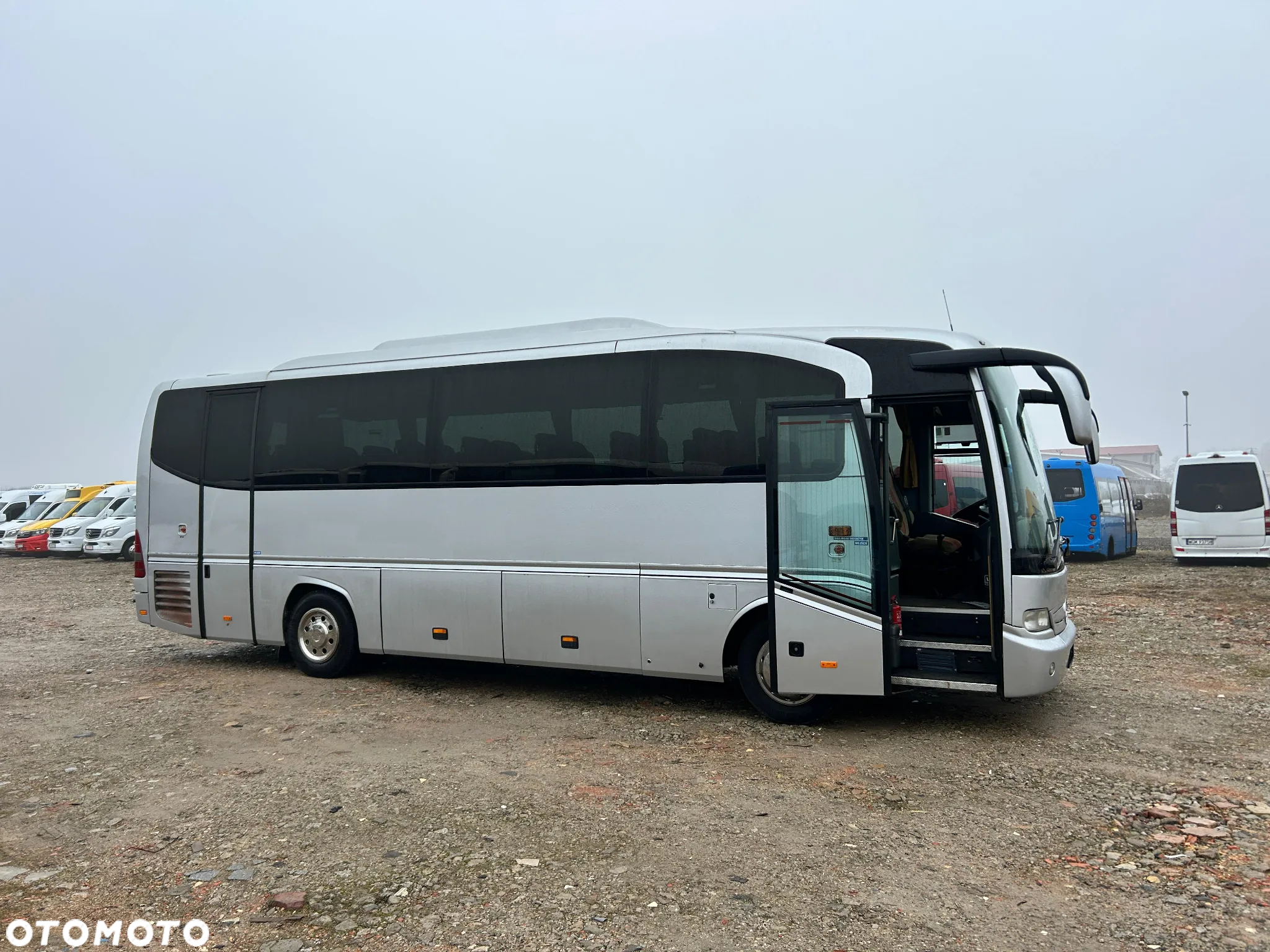 Mercedes-Benz Tourino - 3