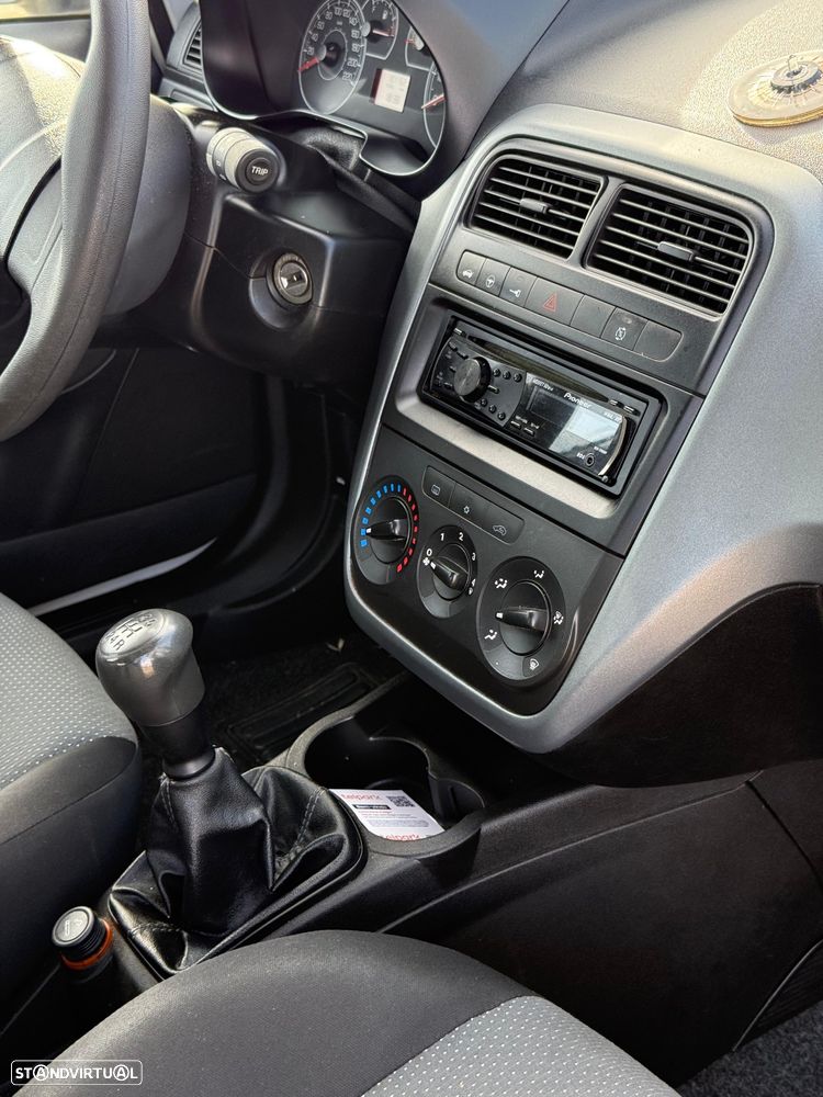 Fiat Grande Punto 1.3 M-Jet Emotion - 11