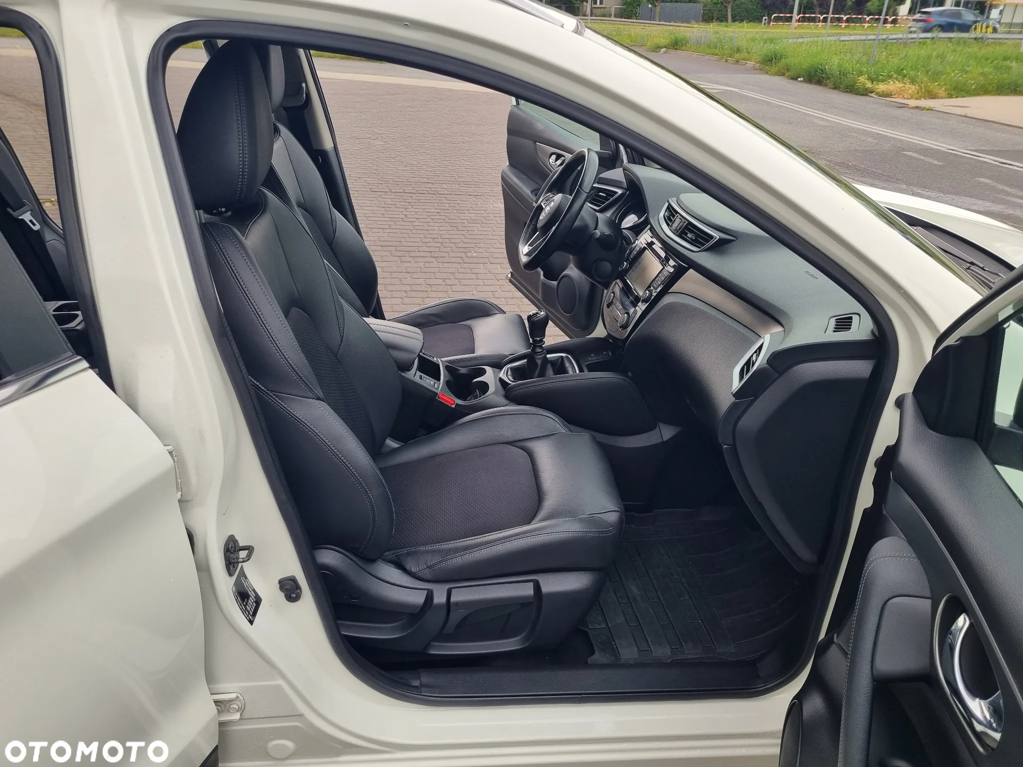 Nissan Qashqai 1.6 DCi Tekna - 9