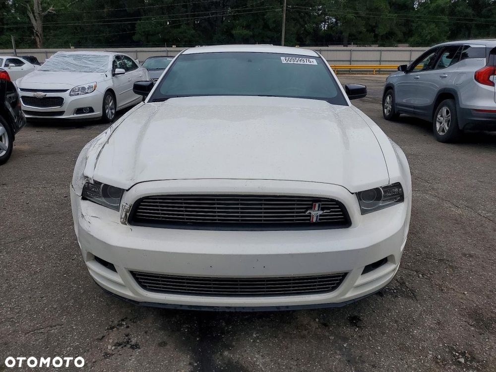 Ford Mustang 3.7 V6 Premium - 6