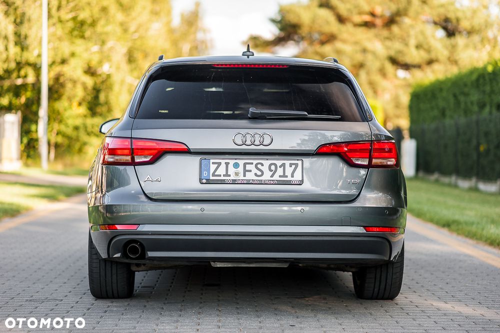 Audi A4 Avant - 11