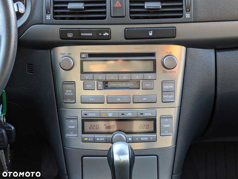 Toyota Avensis 1.8 VVT-i Edition - 29