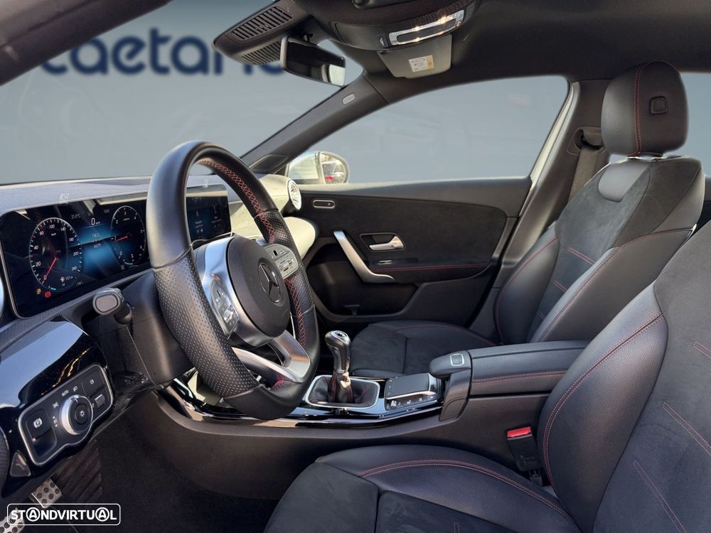 Mercedes-Benz A 180 d AMG Line - 15