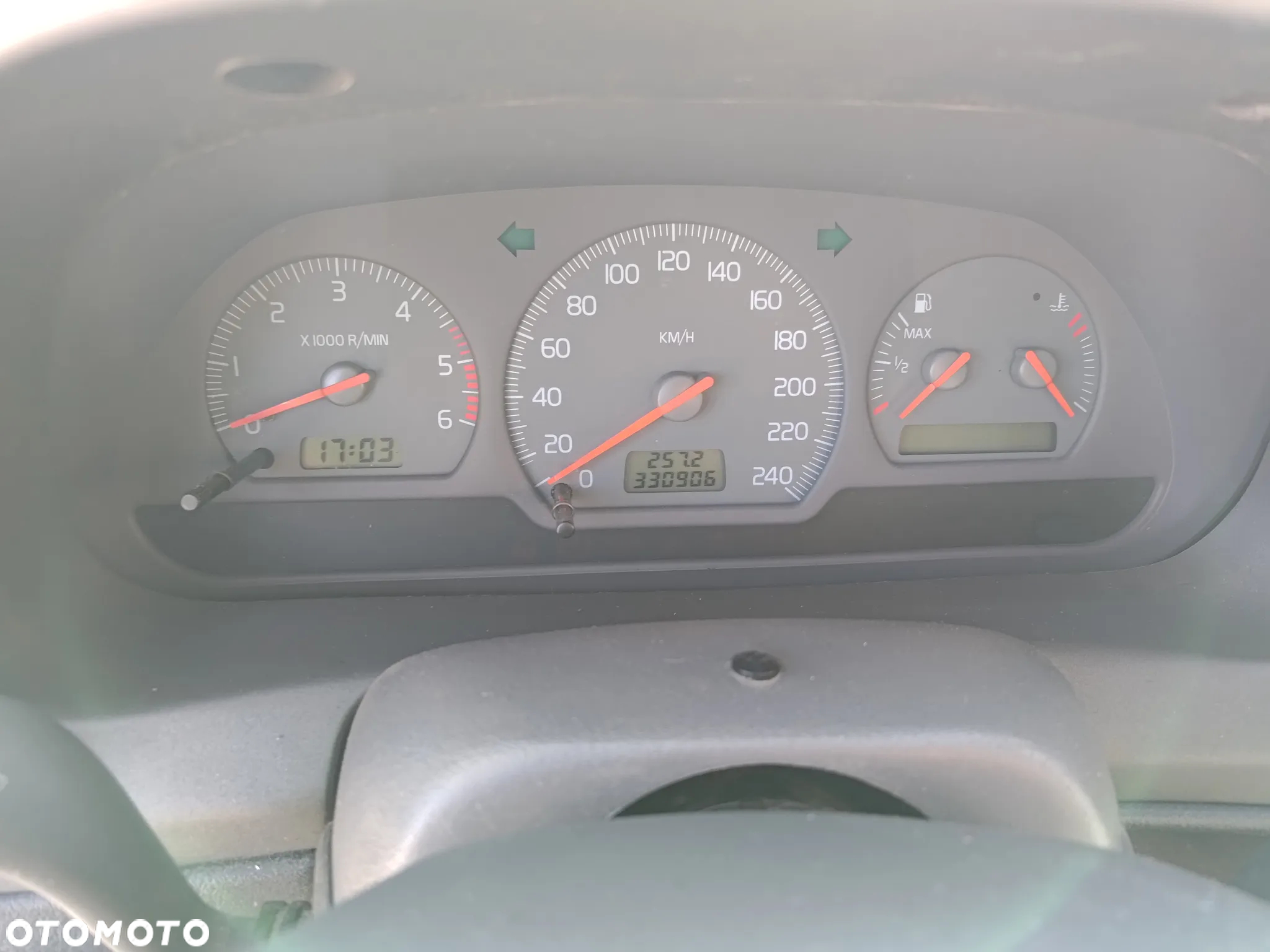 Volvo V40 1.9D - 7