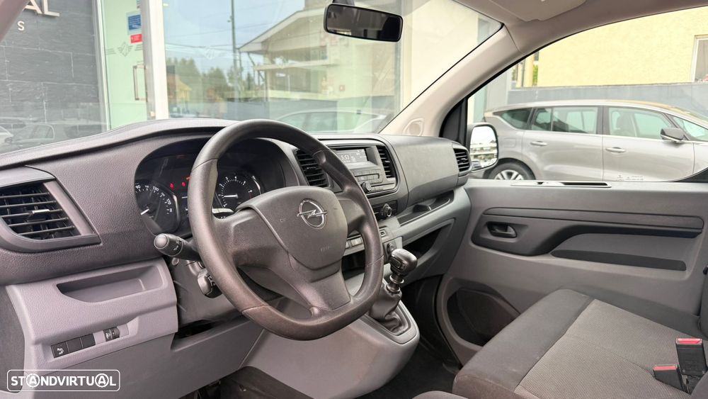 Opel Vivaro 1.5 CDTi L3H1 Essentia - 10