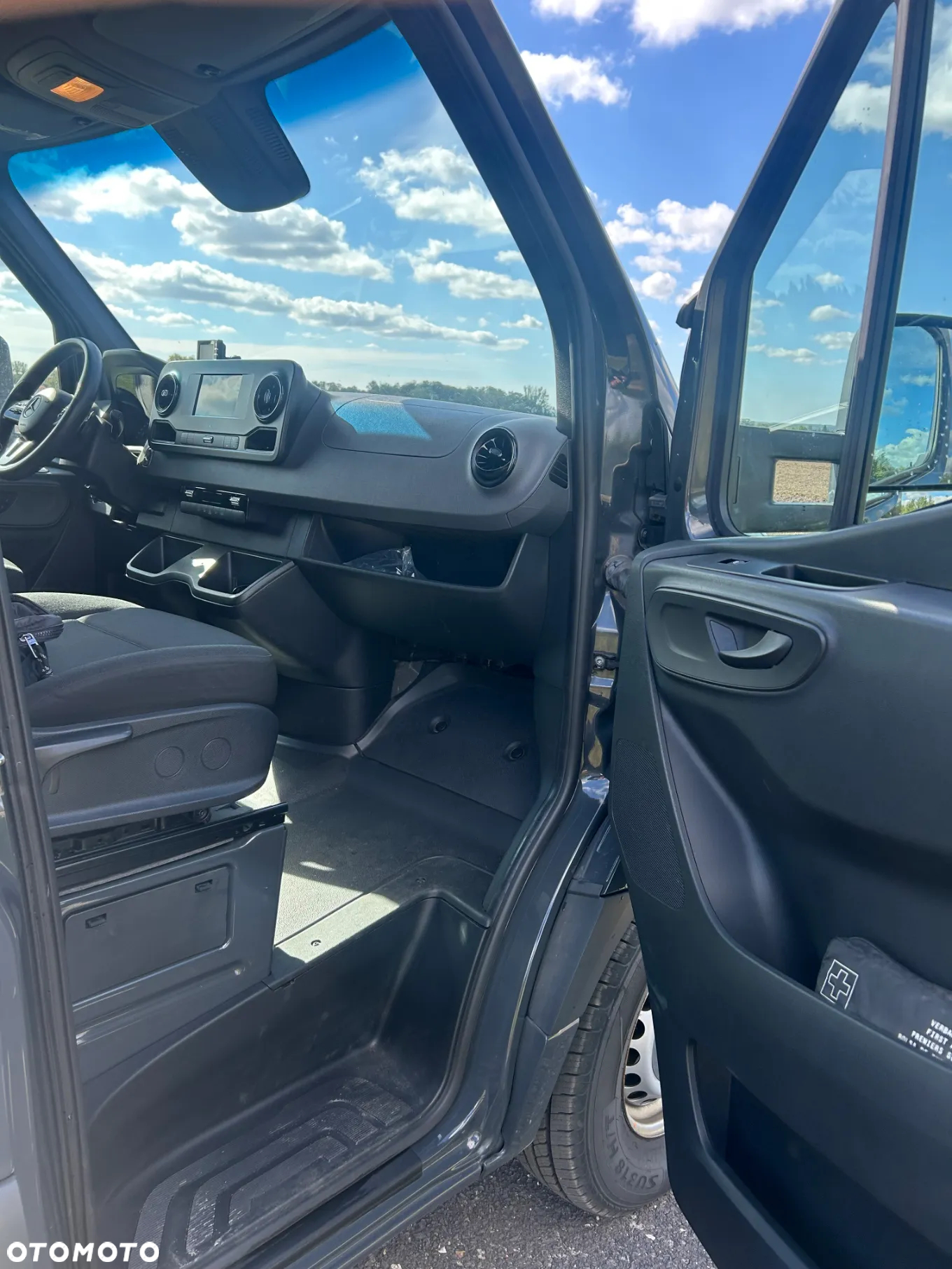 Mercedes-Benz Sprinter 319 CDI v6 - 9
