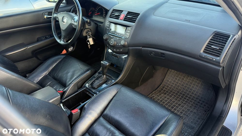Honda Accord 2.4 Executive - 28