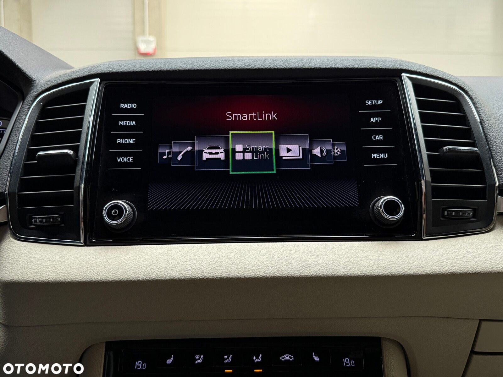 Skoda Karoq 1.5 TSI ACT 4x2 Style DSG - 34