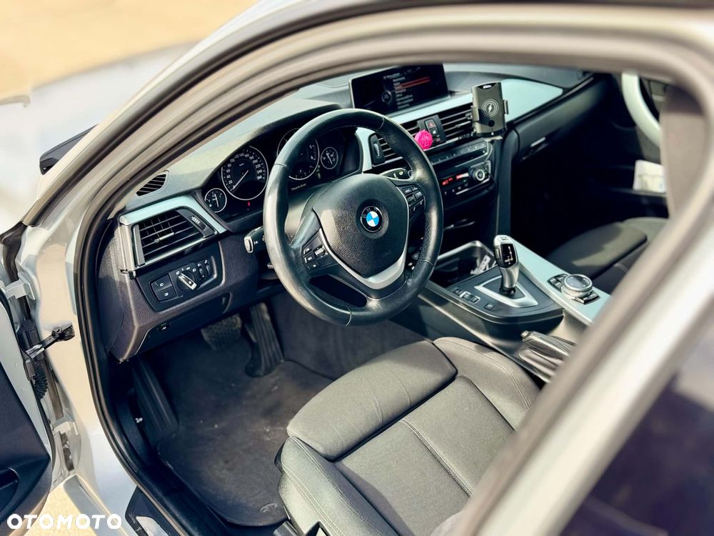BMW Seria 3 318d DPF Edition Sport - 5