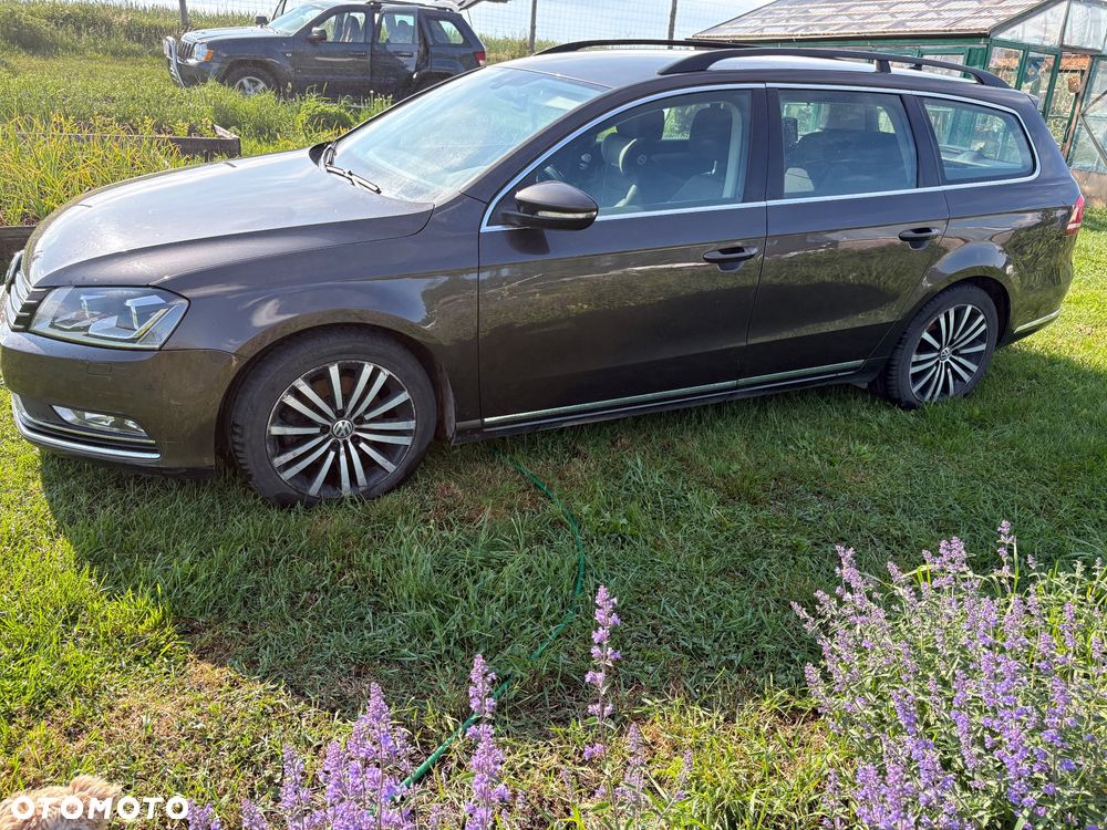 Volkswagen Passat 2.0 TDI Comfortline DSG - 9