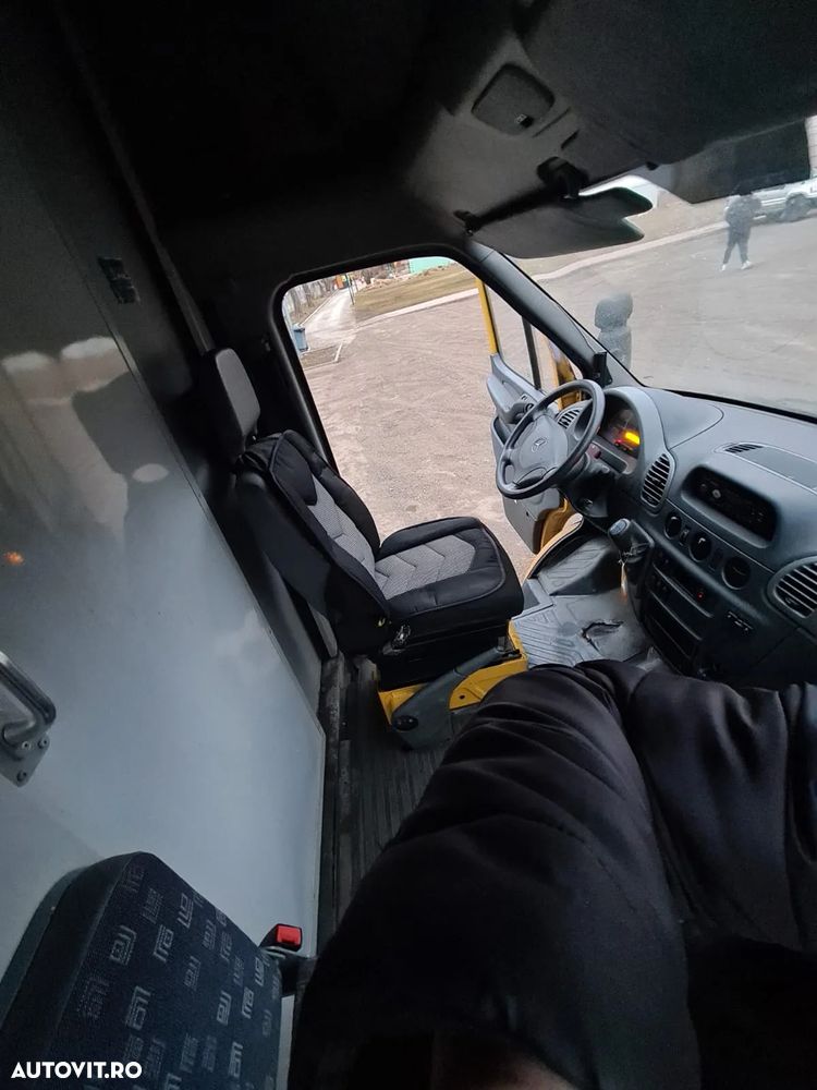 Mercedes-Benz Sprinter - 20