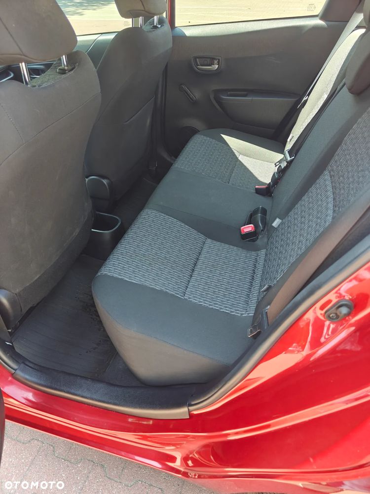 Toyota Yaris 1.0 Active - 8