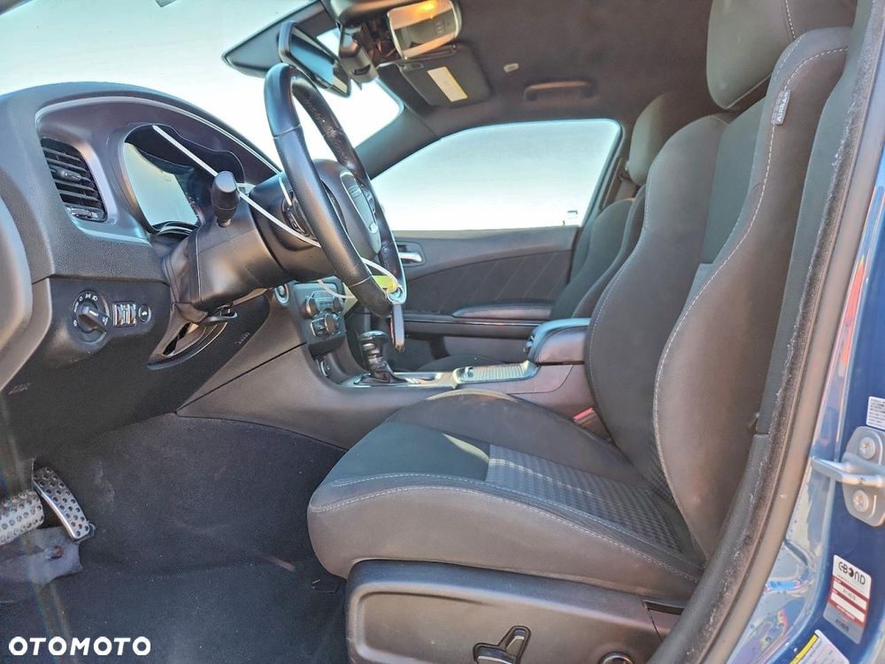 Dodge Charger 5.7 R/T - 7