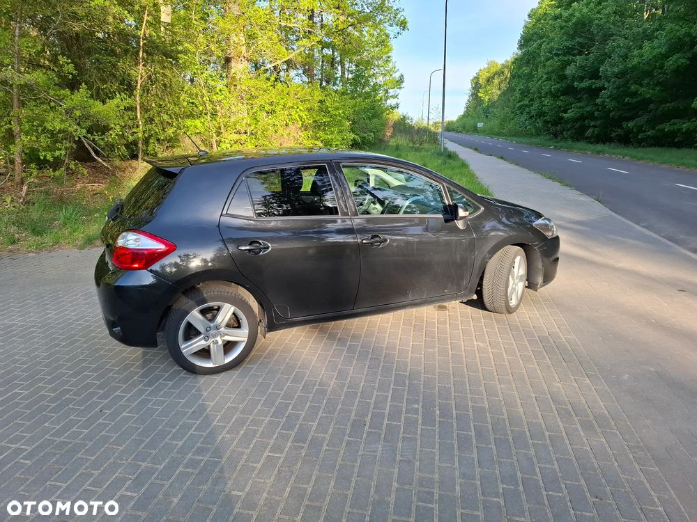 Toyota Auris 1.6 Dynamic - 8