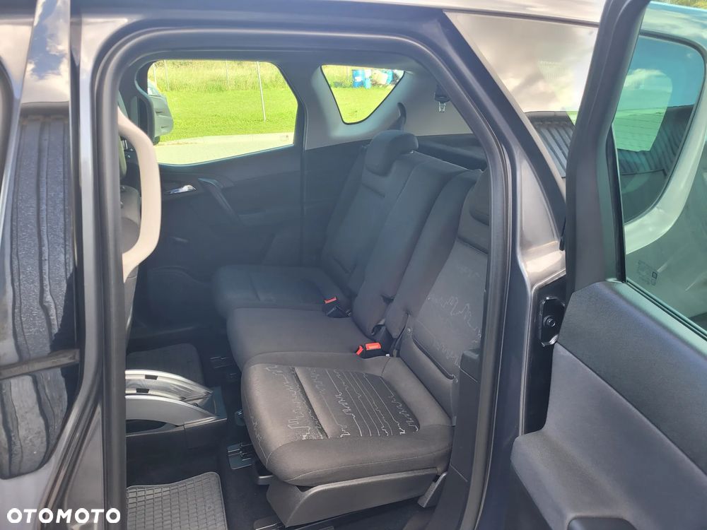 Opel Meriva - 11