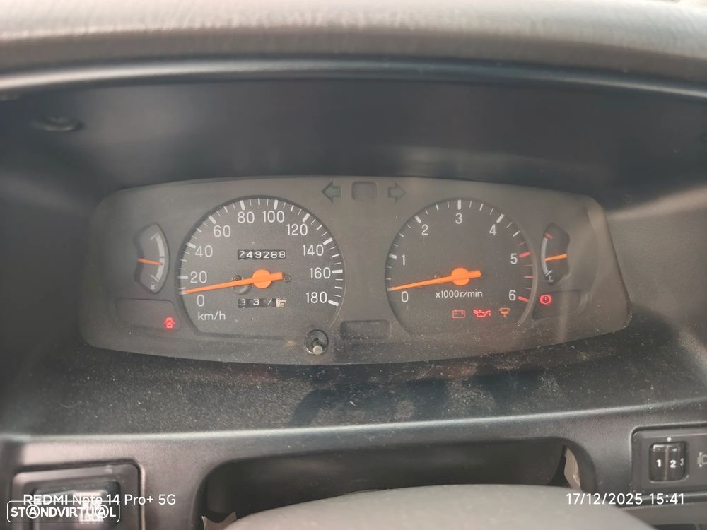 Mitsubishi L200 2.5 TD Strada CD - 16