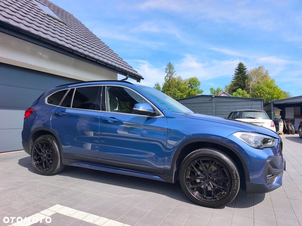 BMW X1 xDrive18d Business Edition sport - 11