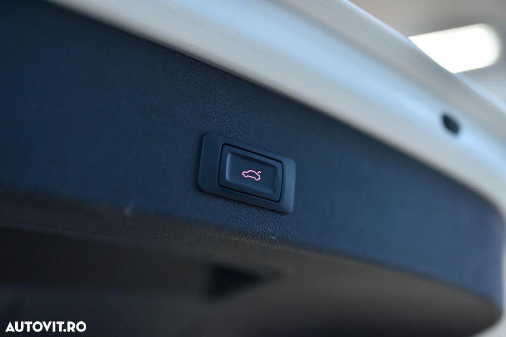 Audi Q5 2.0 TDI Quattro S tronic design - 17