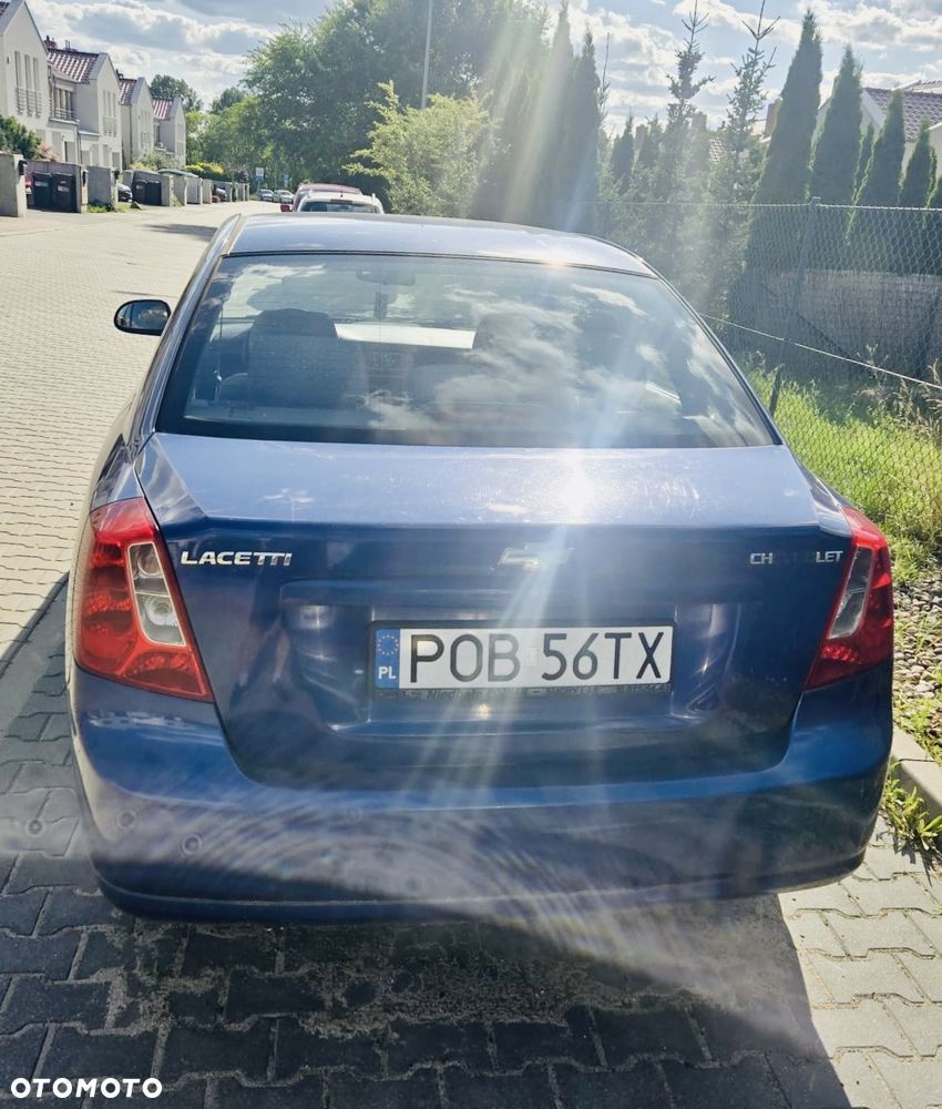 Chevrolet Lacetti - 4