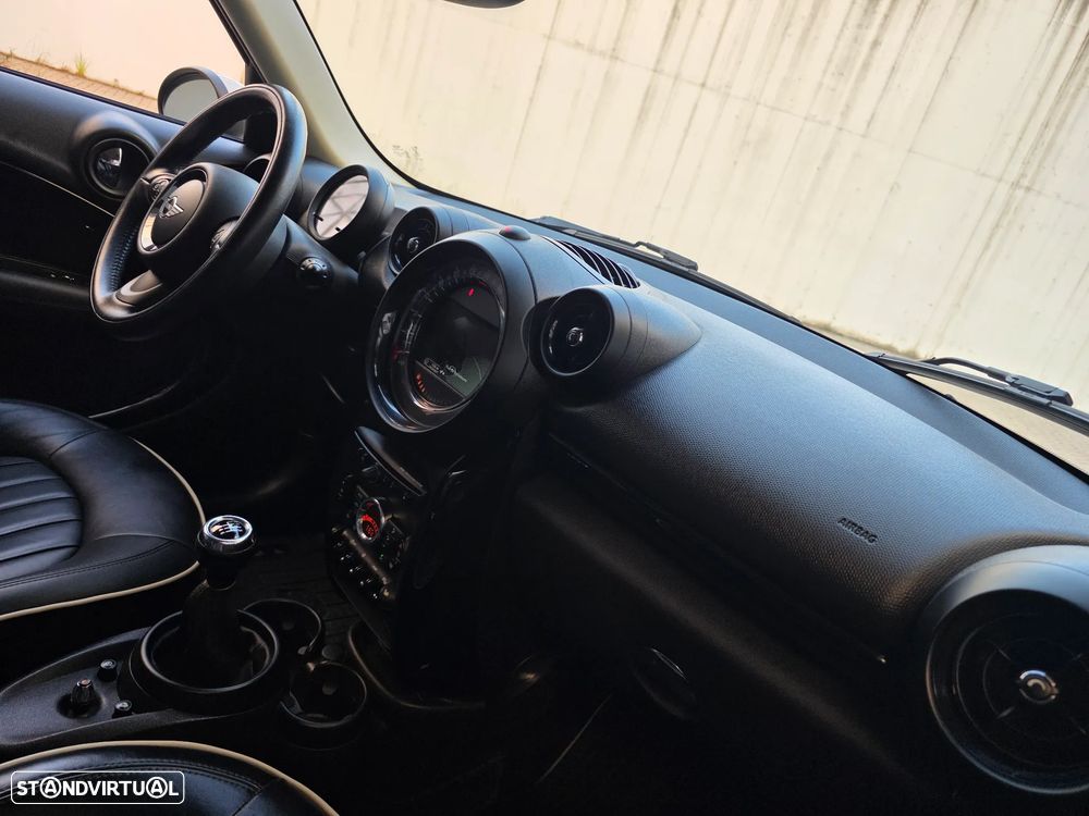 MINI Countryman Cooper SD ALL4 - 39