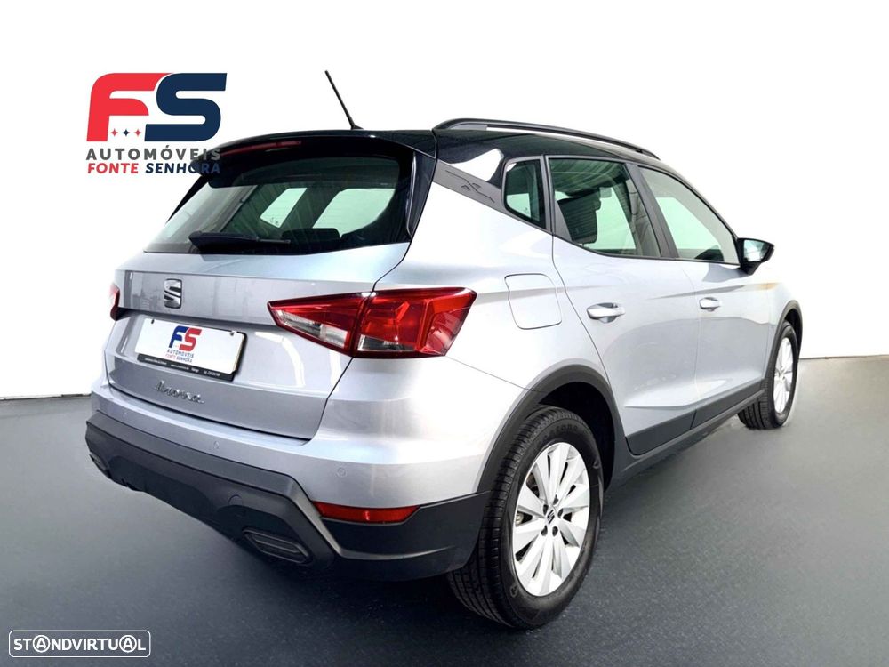 SEAT Arona 1.0 TSI Style DSG — fotografia 17
