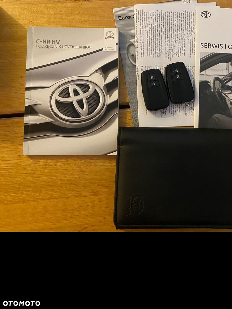Toyota C-HR 1.8 Hybrid Premium - 24