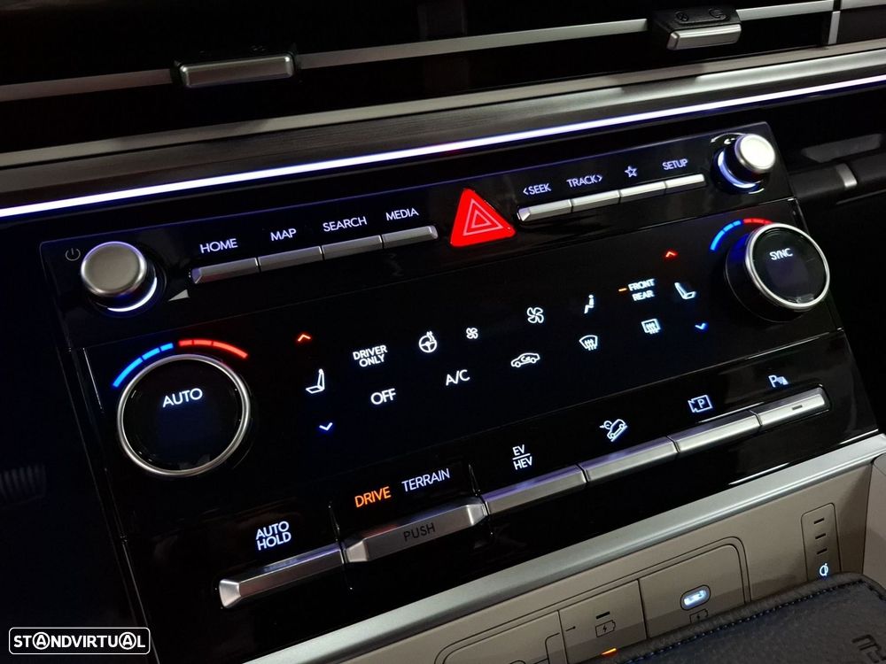 Hyundai Santa Fe 1.6 T-GDI PHEV Vanguard - 20