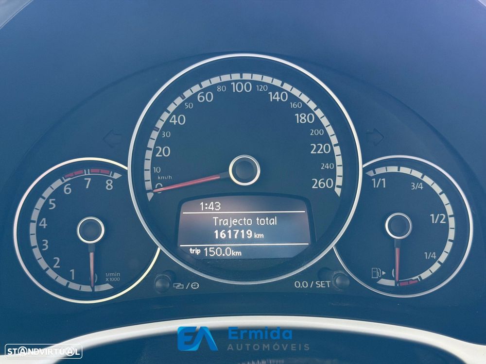 VW New Beetle Cabriolet 1.2 TSI CUP - 32