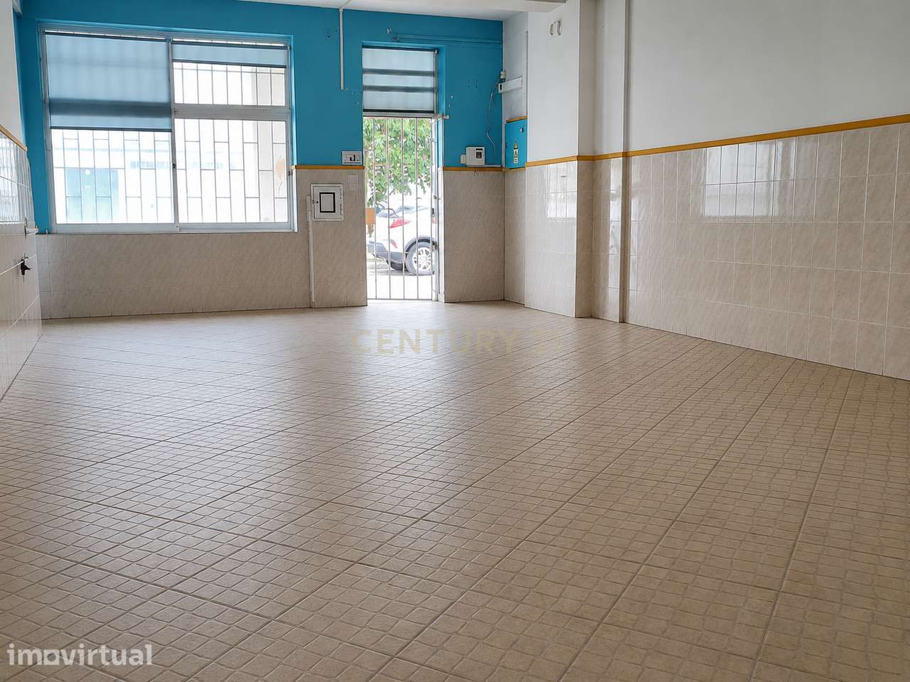 Nua-Propriedade de Loja no Barreiro, 78 m², extração de fumos, 2 porta - Grande imagem: 2/14